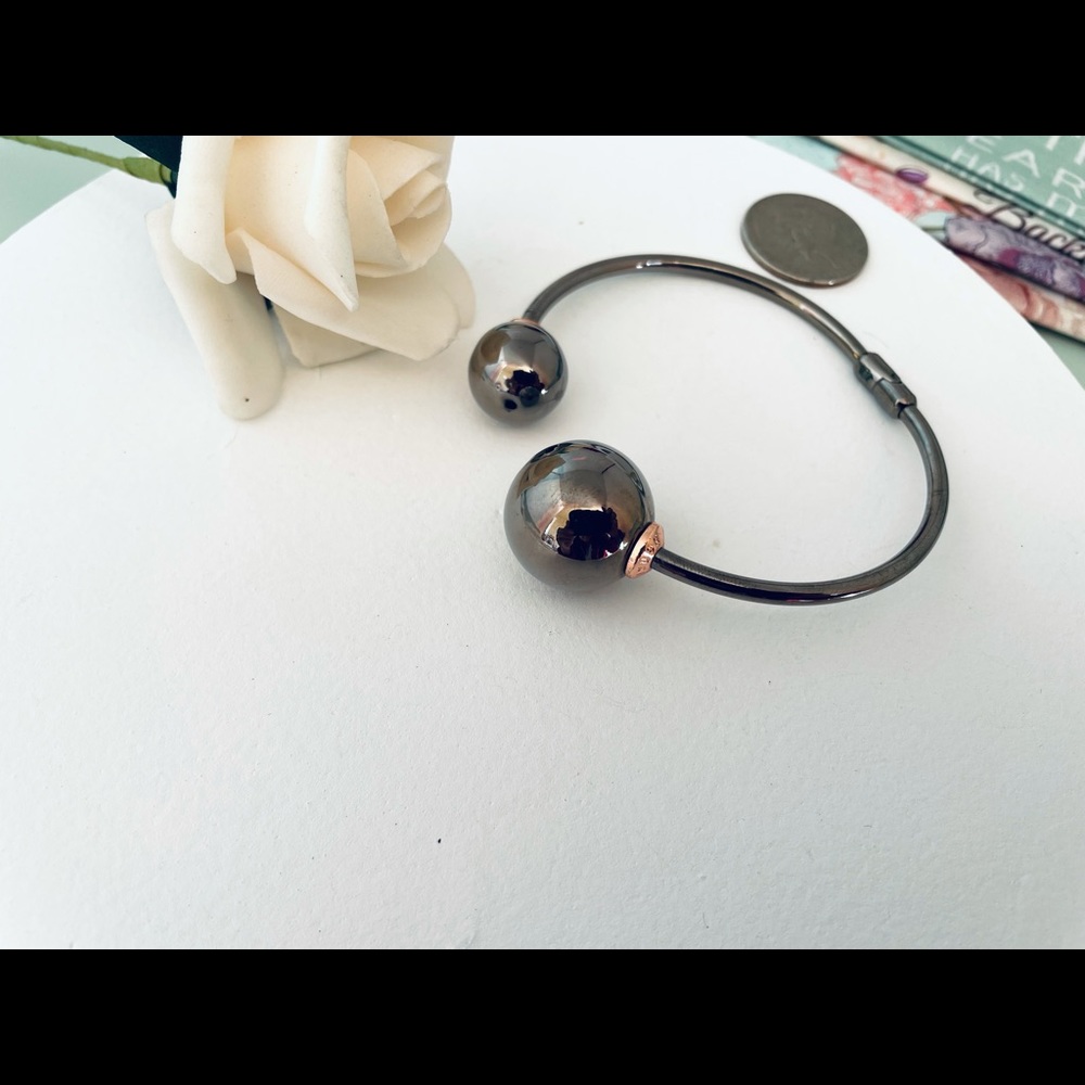 Henri Bendel Vintage Black Ball Cuff Bracelet